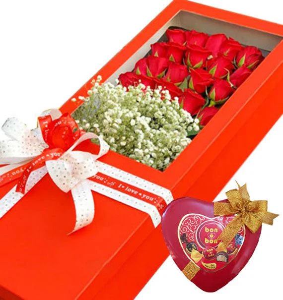 Christmas Flower Box & Chocolate - HCM ONLY