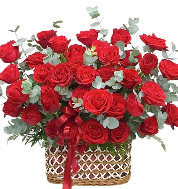 VN Women's Day Red Rose Basket